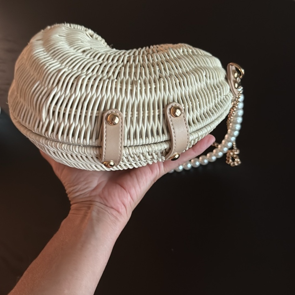 Haute Hippie wicker pearl shell bag - Picture 6 of 6